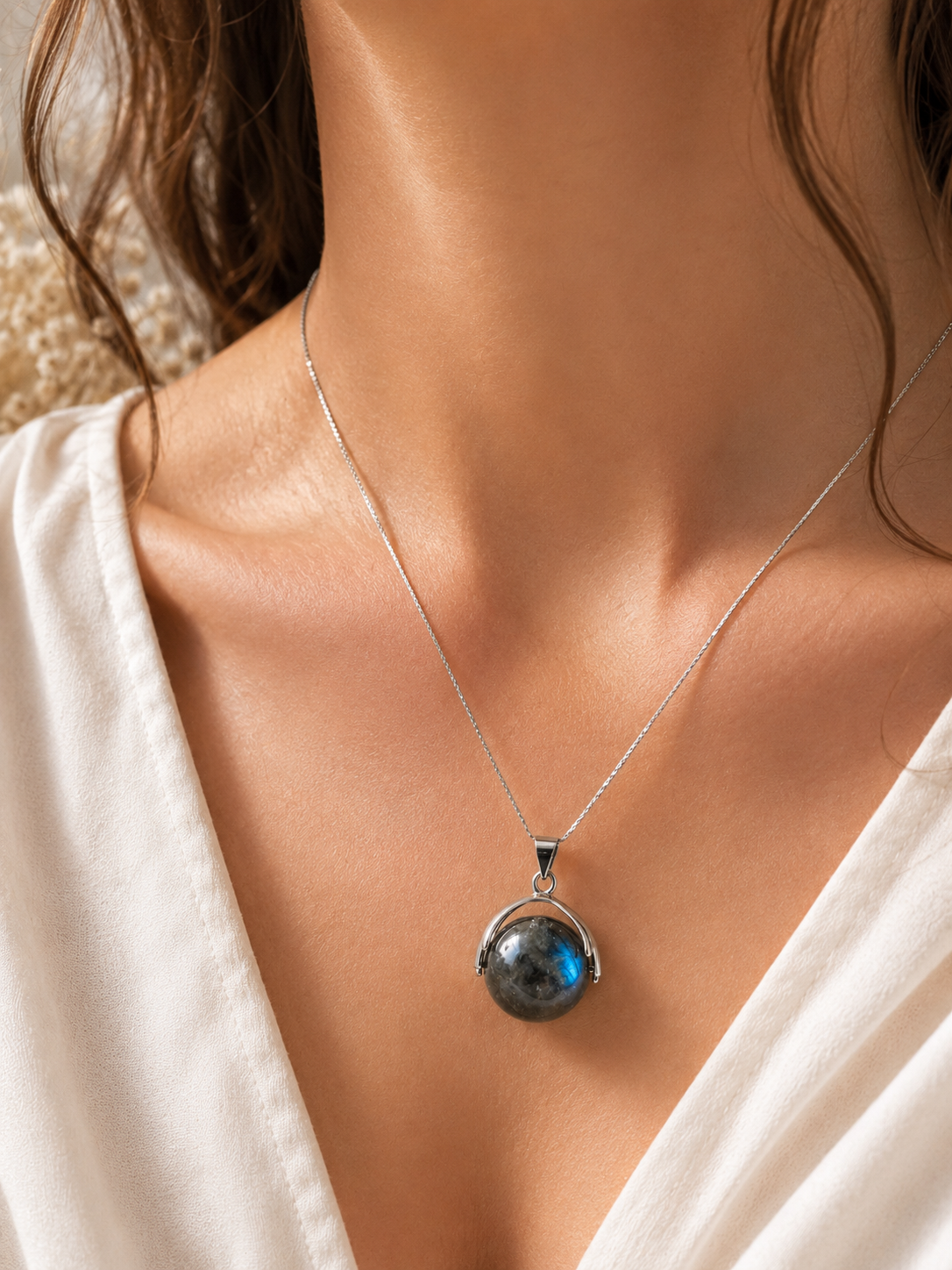 Collier Labradorite – Reflets Mystiques & Élégance Naturelle