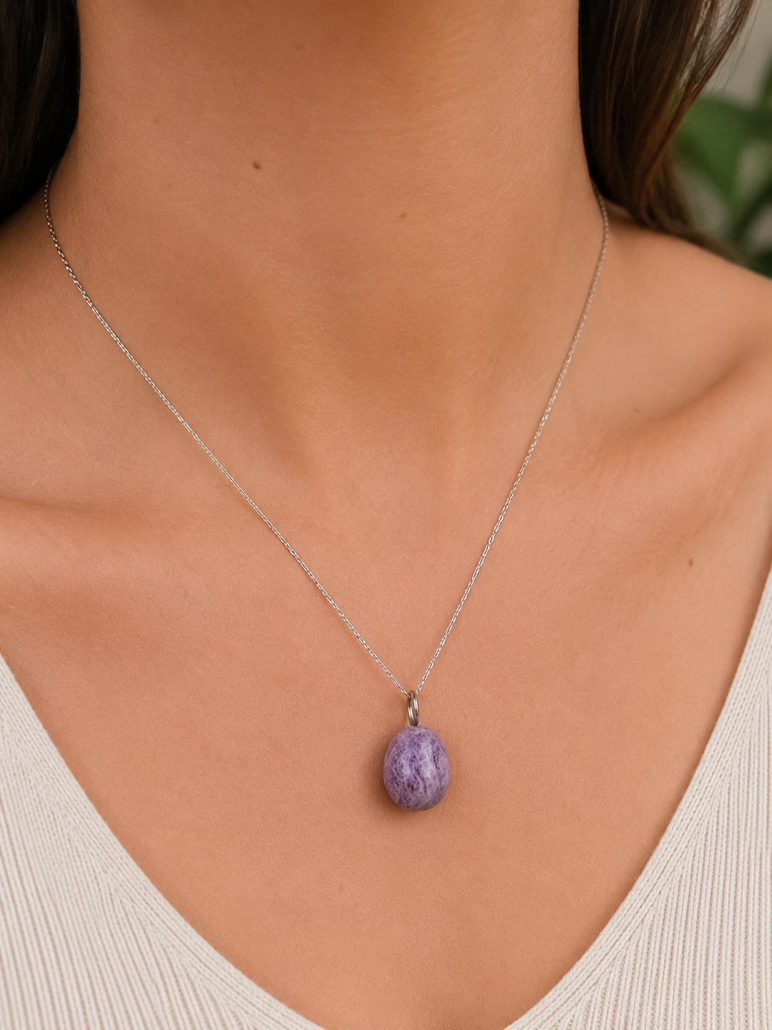 Pendentif Pierre Roulée en Charoïte