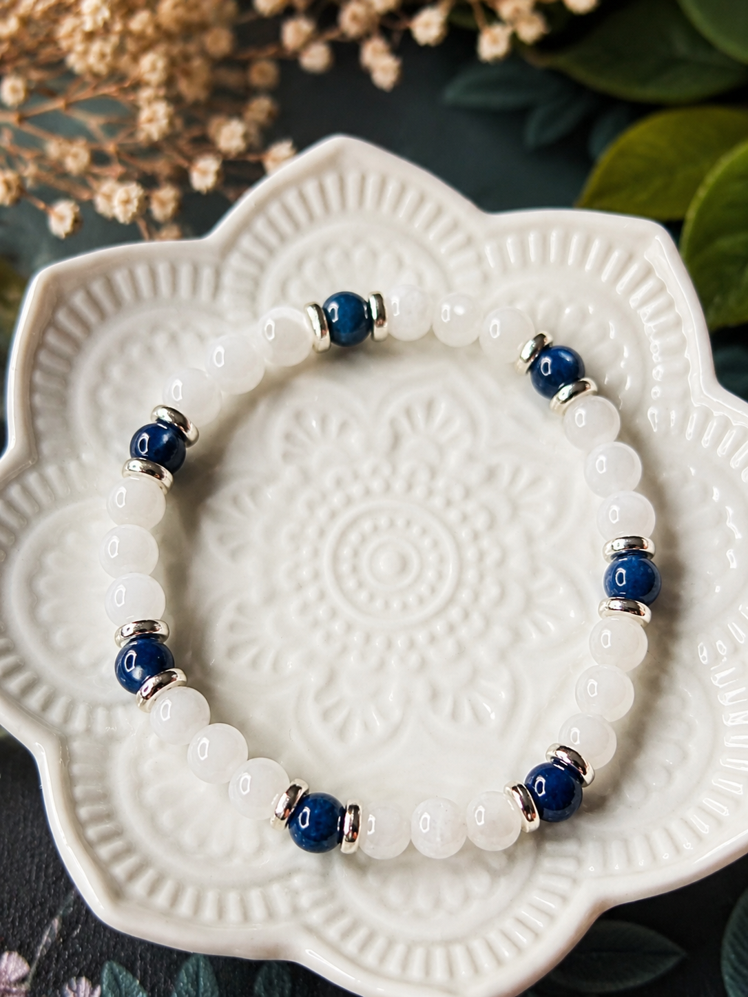 Bracelet Perle de Lune & Perles Bleues – Création Artisanale Fait Main