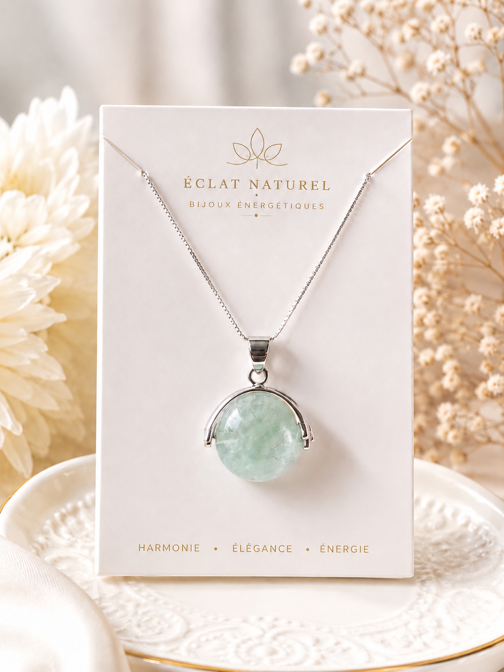 Collier Pendentif Fluorine Vert d’Eau – Élégance & Harmonie